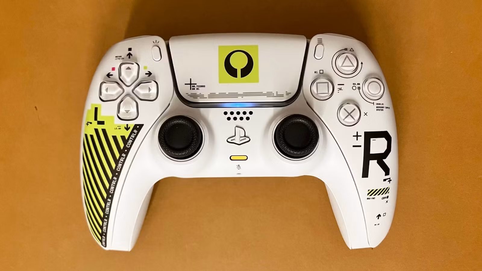 marathon-ps5-dualsense-copy.jpg