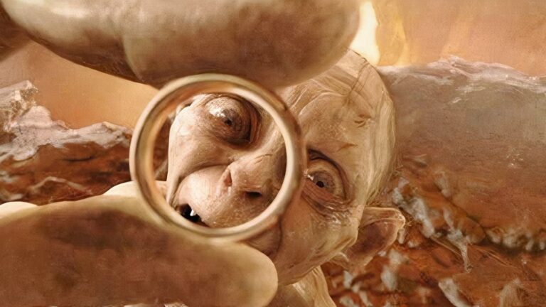gollum-with-ring.jpeg