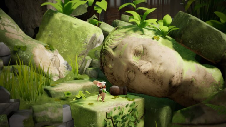 moss-mouse-with-statue.jpg